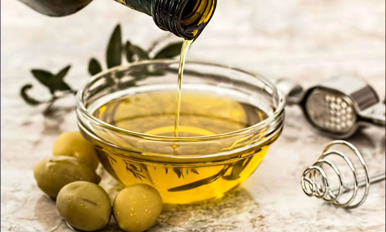 Benefits-of-olive-oil-for-hair-and-skin