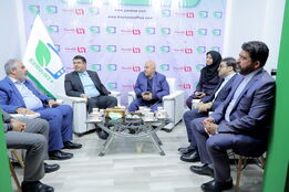 بازدید مشاور وزیر جهاد کشاورزی از غرفه کشاورزپلاس