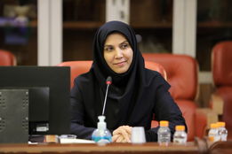 فاطمه زارعان در میدان سخت نمایشگاه‌ها؛ امید به ساماندهی، بیم از فشارها