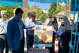 رونمایی از تابلوفرش نماد ثبت جهانی انجیر استهبان در هفته دولت